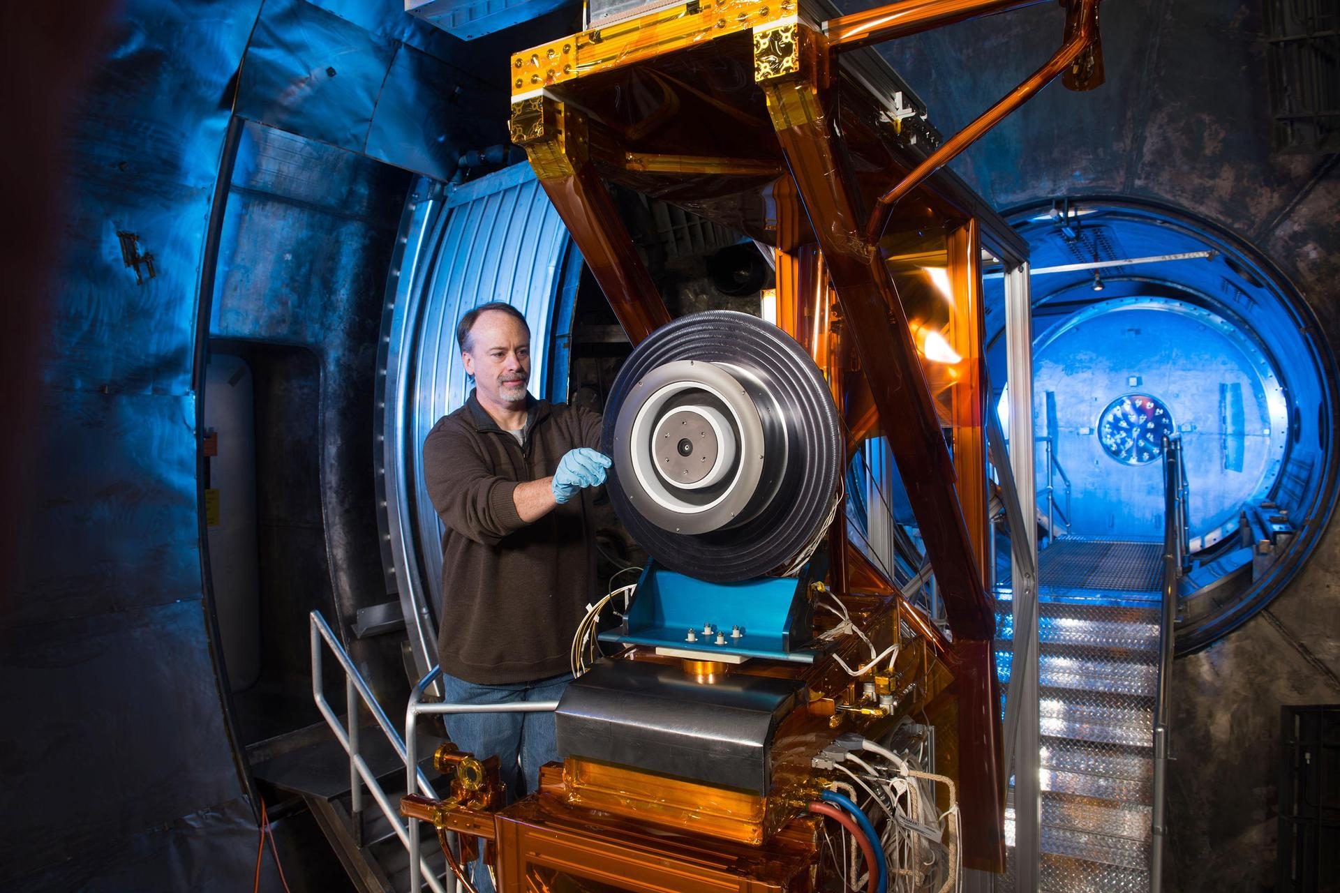 Hall thruster in test at NASA Glenn